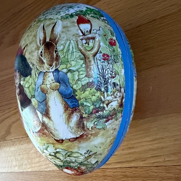 Echt Erzgebirge German Peter Rabbit Cardboard Container Easter Egg - Picture 6 of 16